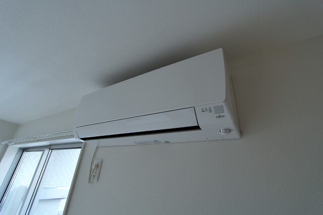 物件内観写真12　(エアコン)