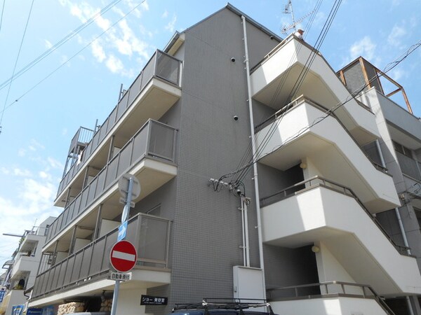 敷地内/建物