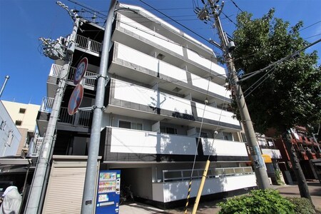 プラネットフィールドSUMA外観写真