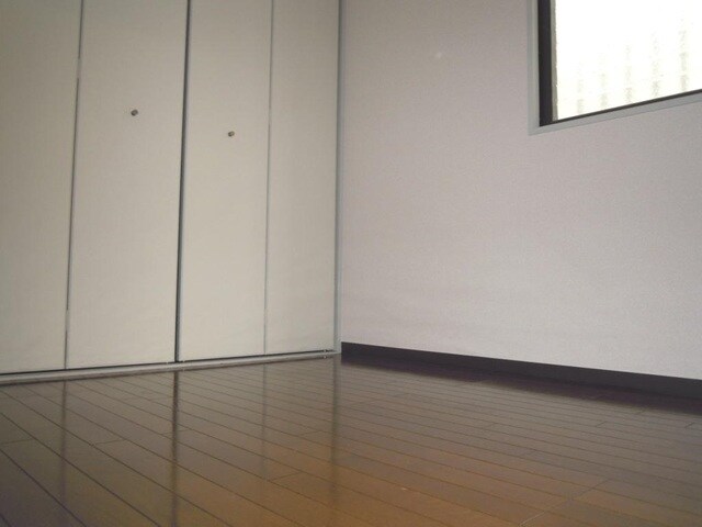 物件内観写真9　(洋室)