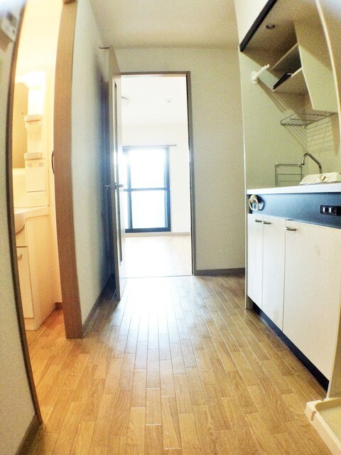 物件内観写真6　(廊下)