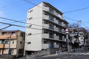平和台マンション外観写真