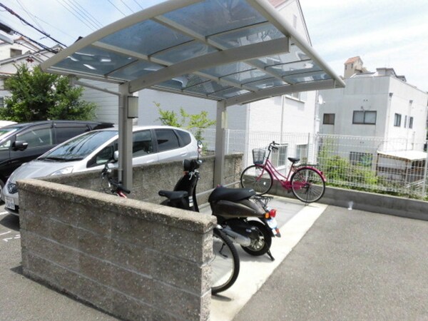 敷地内/建物