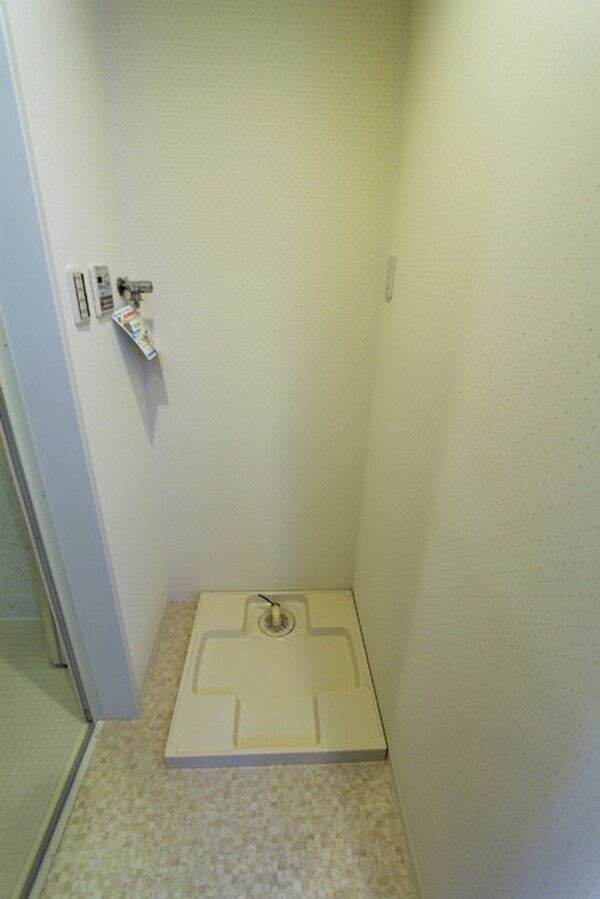 部屋画像_その他(室内洗濯機置場)