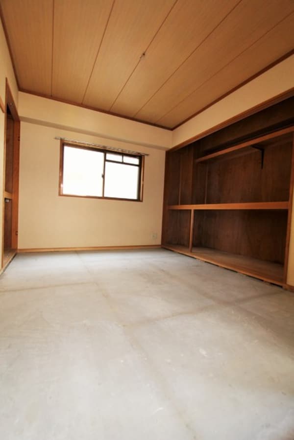 部屋画像_その他(新品の畳入ります)