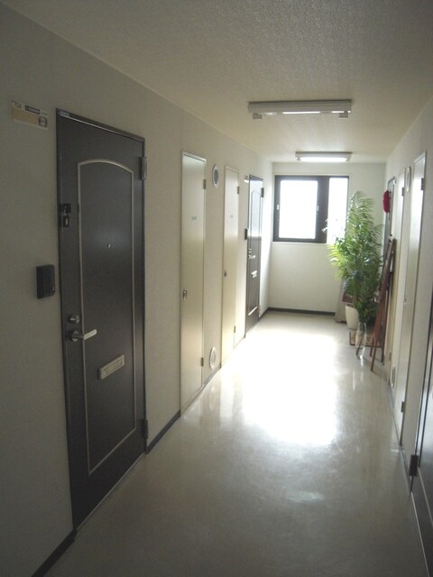 物件外観写真4　(共有部分)