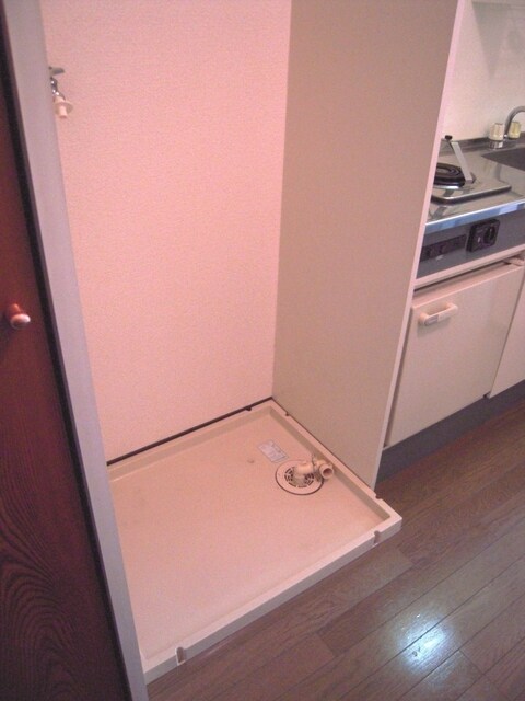 物件内観写真18　(防水パン)