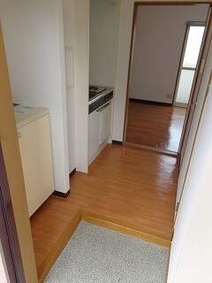 物件内観写真8　(廊下)