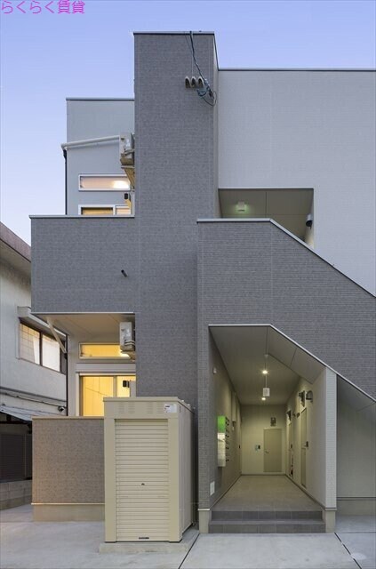 物件外観写真2　