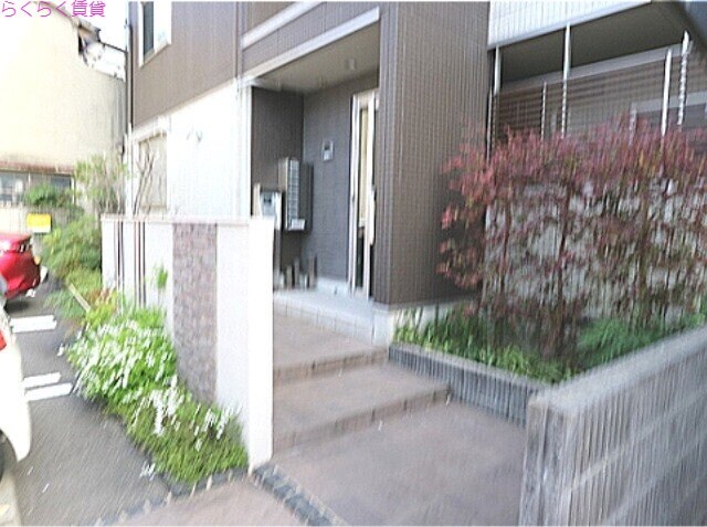 物件外観写真2　