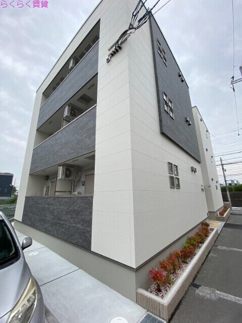 物件外観写真2　