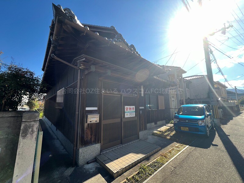 三日市戸建の物件外観写真