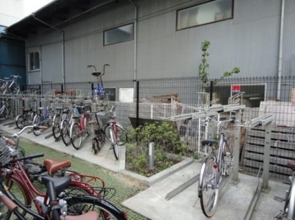 建物設備(駐輪場)
