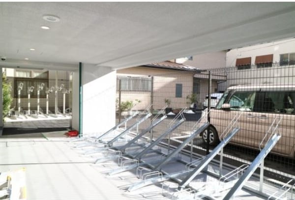 駐車場(駐輪場)