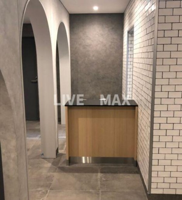 建物設備(コンシェルジュ。クリーニングサービス付き)