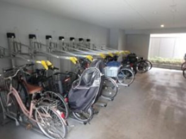 駐車場(駐輪場)