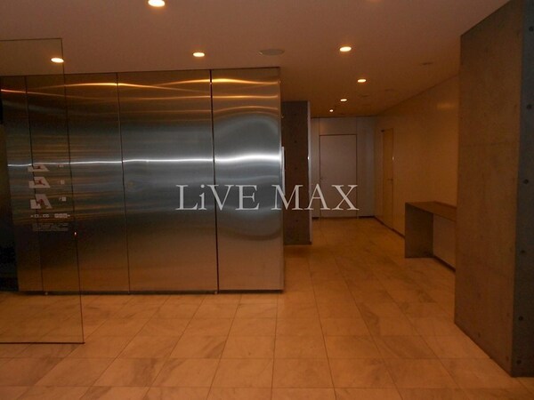 ロビー・ラウンジ