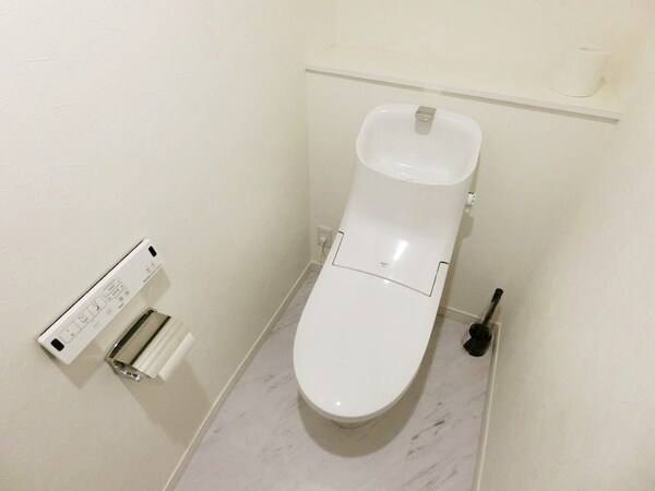 トイレ(別部屋参考写真)