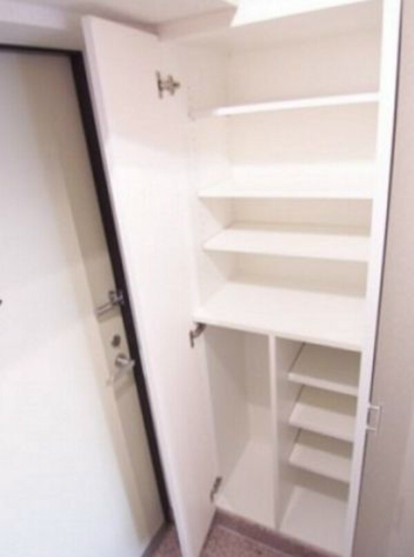 収納(家具家電付きのお部屋です)