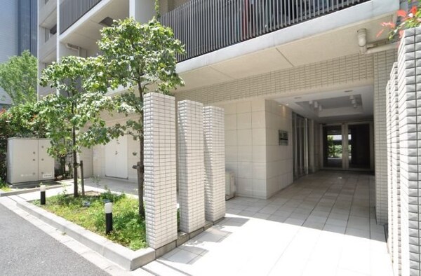 エントランス(★《見学予約受け付け中》設備充実のハイグレード賃貸マンション)
