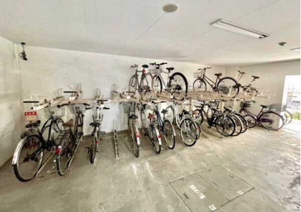 その他(駐輪場)