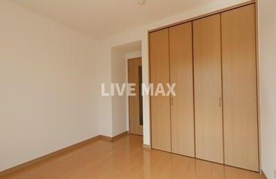 物件内観写真5　(別号室参考写真)