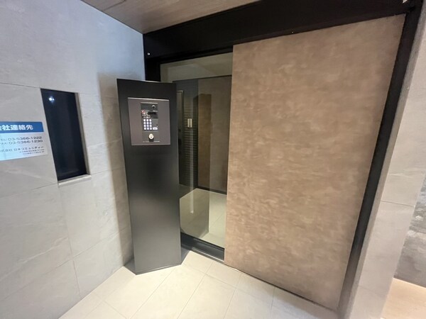 エントランス