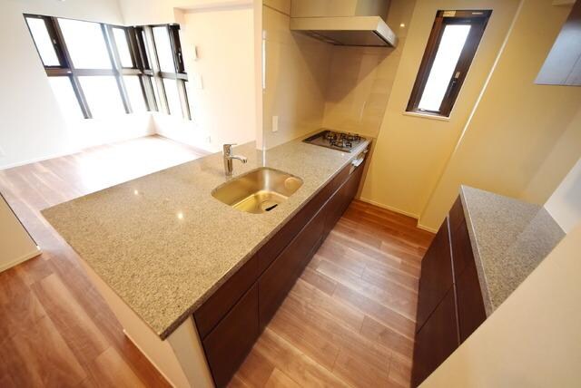 物件内観写真6　(別号室参考写真)