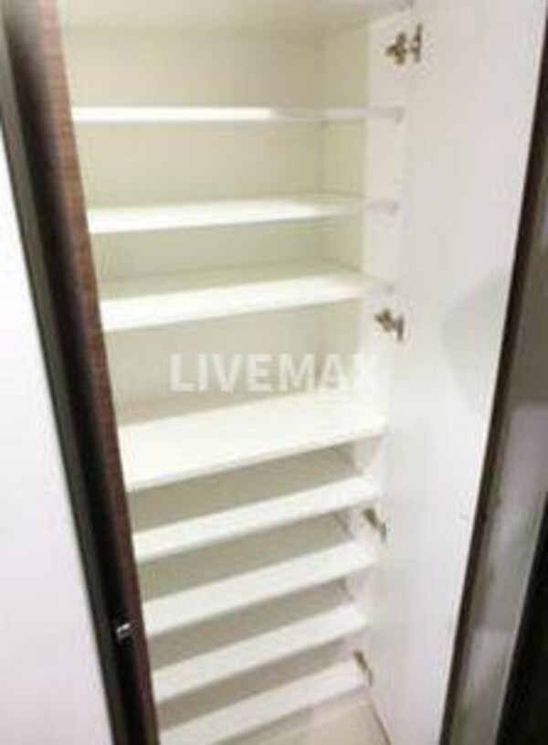 収納(★《見学予約受け付け中》設備充実のハイグレード賃貸マンション)