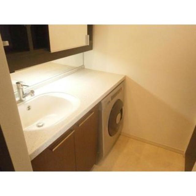 物件内観写真10　(別号室参考写真)