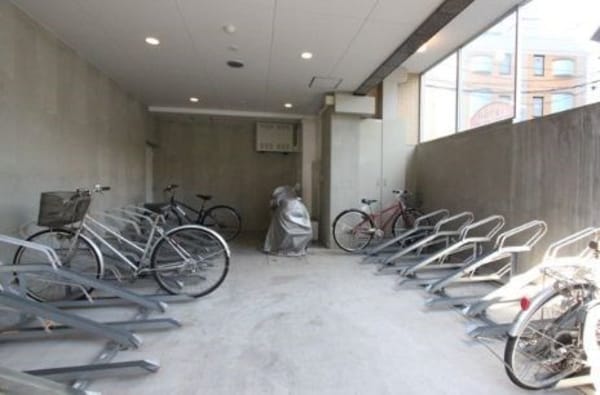 建物設備(駐輪場)
