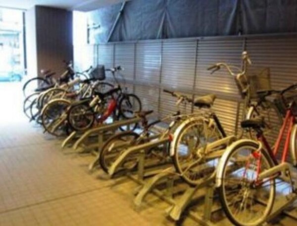 建物設備(駐輪場)