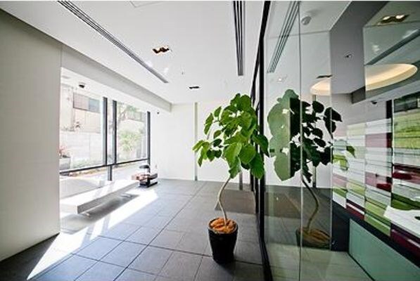 物件外観写真2　(★《見学予約受け付け中》設備充実のハイグレード賃貸マンション)