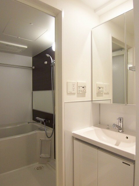 物件内観写真22　(★《見学予約受け付け中》・設備充実分譲賃貸マンション★)