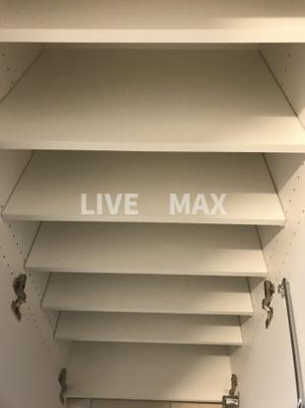 建物設備(下足入)