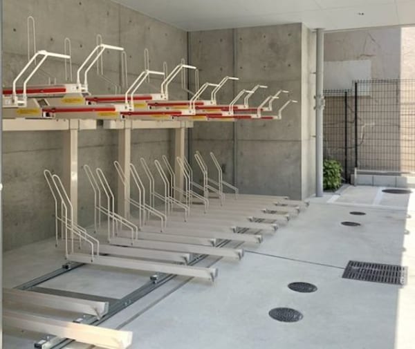 駐車場(駐輪場)
