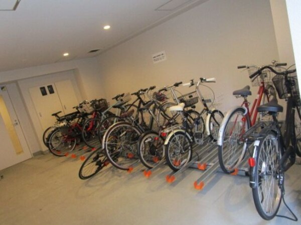 駐車場(駐輪場)