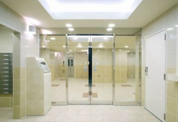 ロビー・ラウンジ