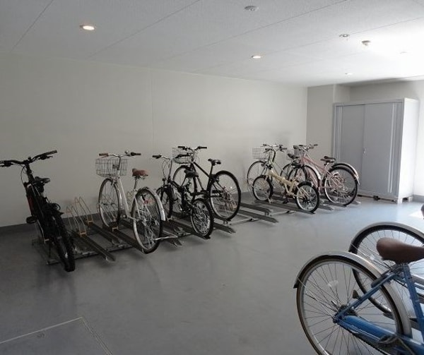 駐車場(駐輪場)