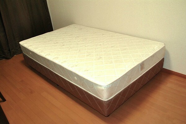 建物設備(備え付け家具備品（同仕様）)