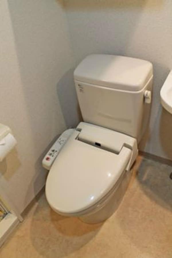 トイレ(リブマックスなら仲介手数料賃料半月分+消費税)