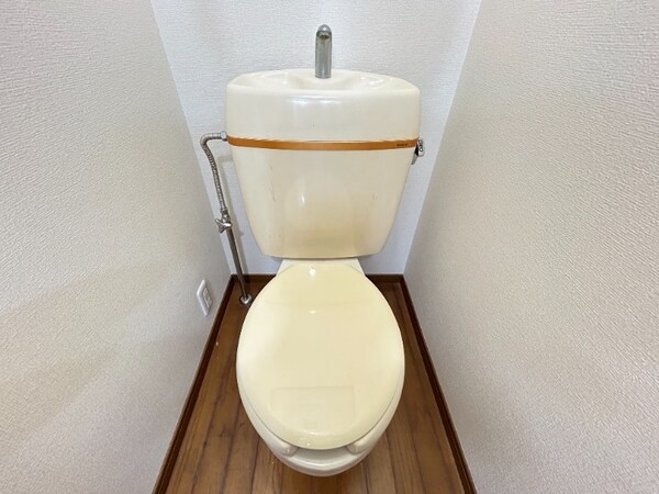 トイレ(別号室)