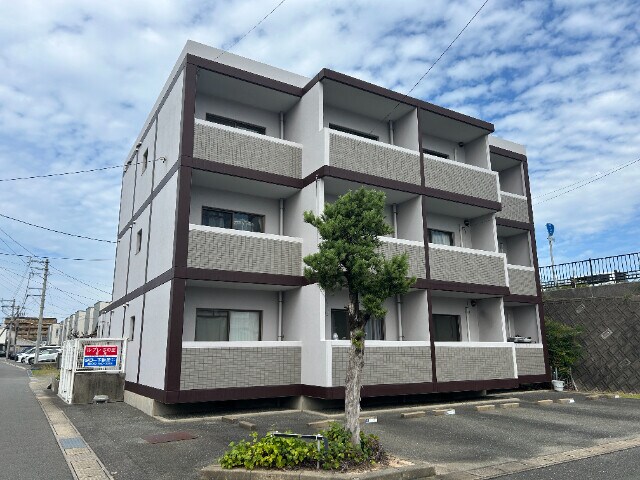 ルプレ今の庄の物件外観写真