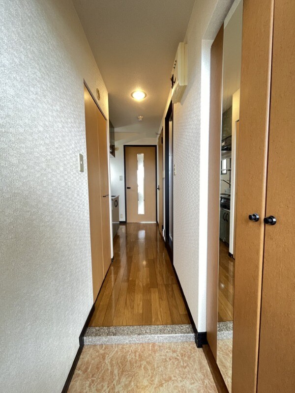 玄関(別号室イメージ)