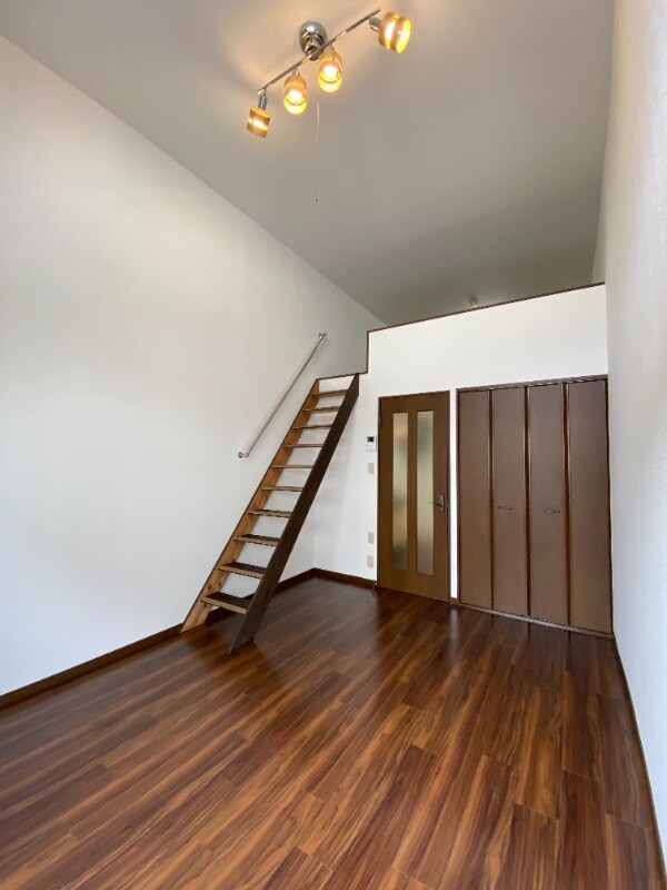 物件内観写真3　(別号室)