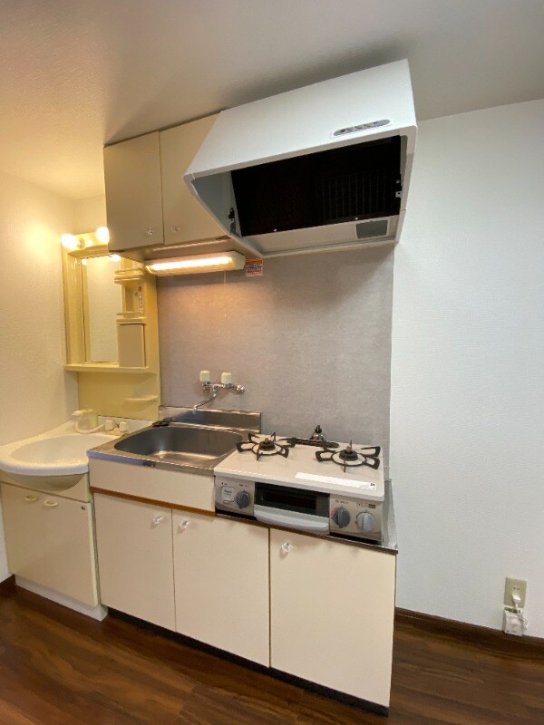 物件内観写真4　(別号室)