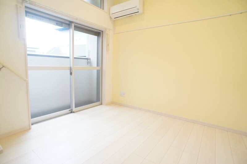 物件内観写真3　(別号室)