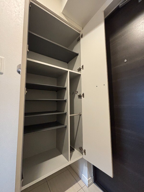 物件内観写真16　(717号室　写真)