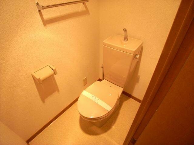 物件内観写真3　(別号室)