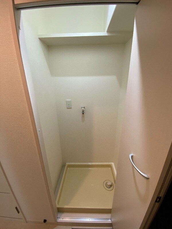 物件内観写真11　(別号室)